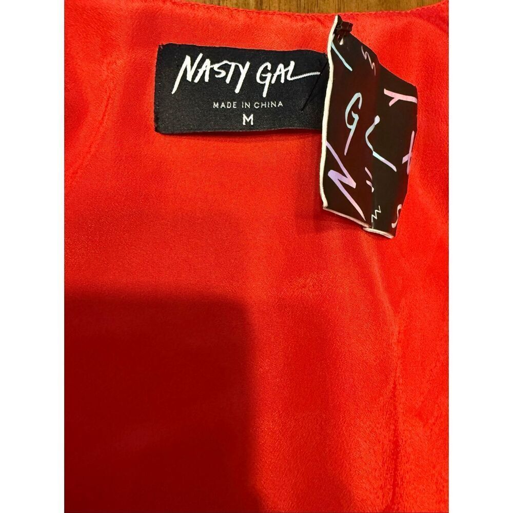 Nasty gal Womens Red Parigi Plunging Ruffle Romper Size medium - Picture 5 of 8